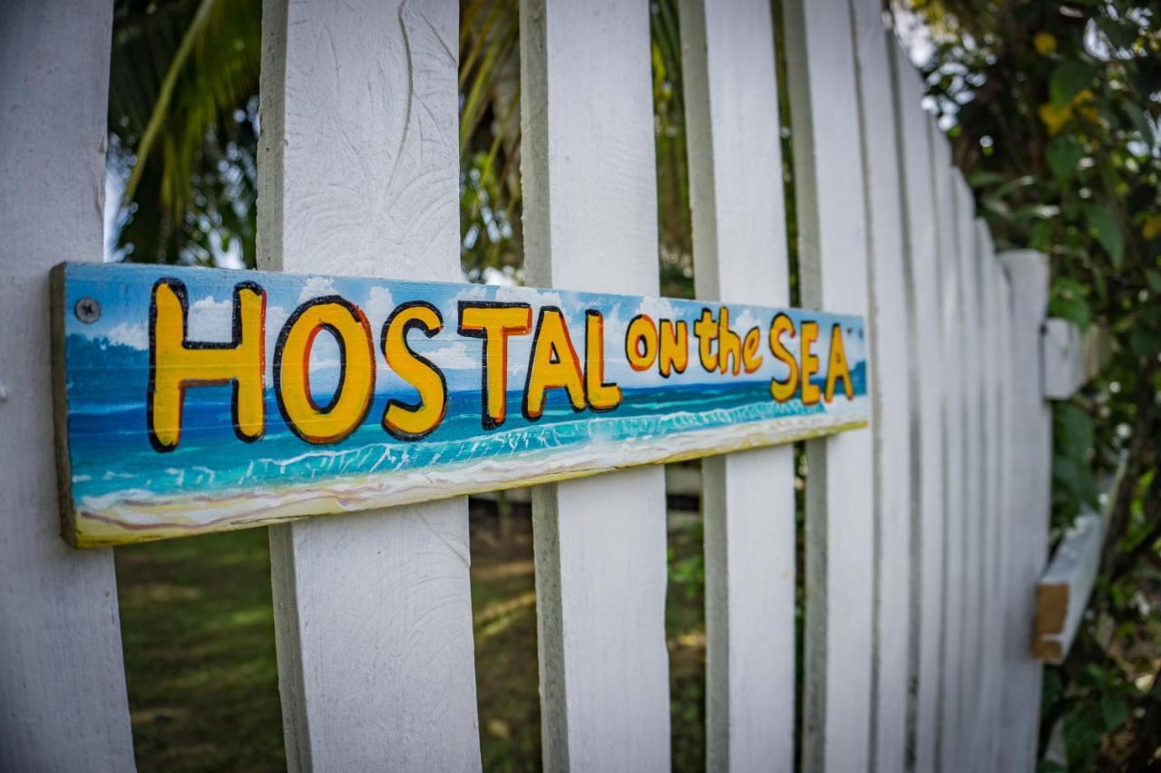 Hostal On The Sea Bocas del Toro Exterior photo